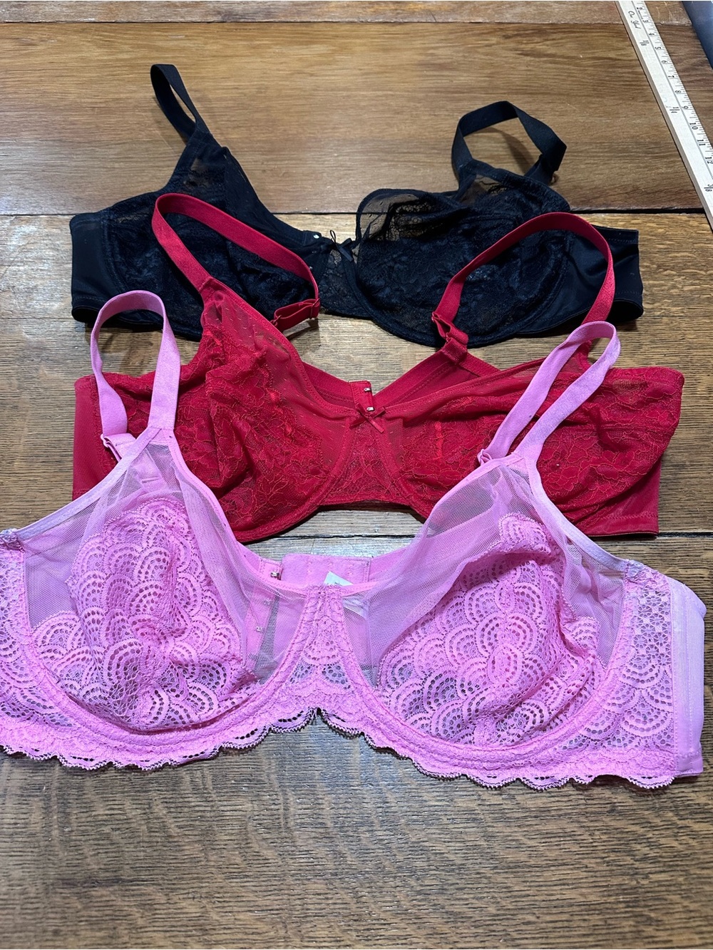 HSIA 3‎ Sheer Lace Underwire Bra - Pink, Red & Black sz 42D